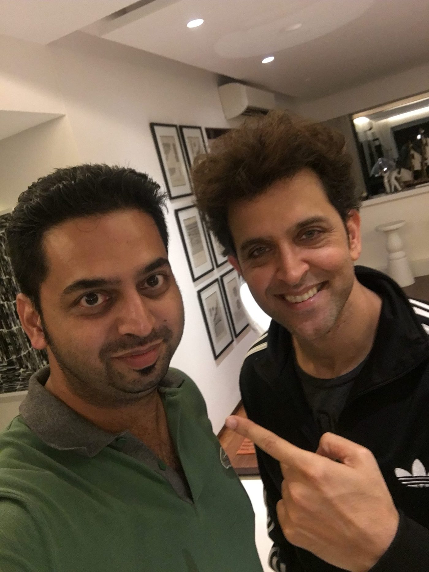 Magic Mangesh with Hrithik Roshan